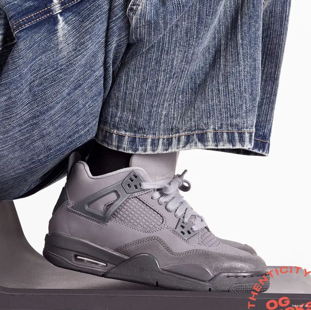 Wet Olympics SE Retro Jordan 4 Cement GS Paris 0628